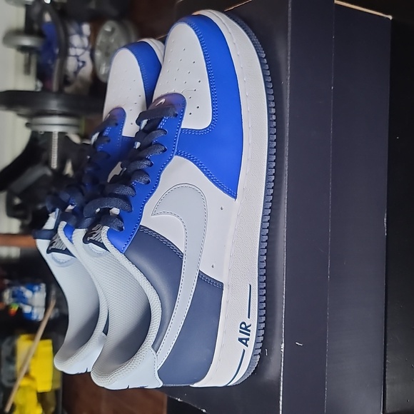 Men's Nike Air Force 1 '07 LV8 - Picture 2 of 6